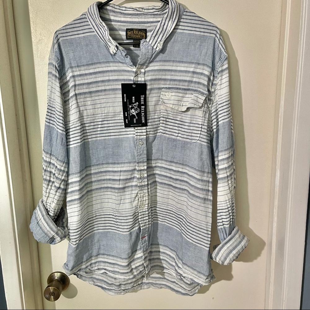 True Religion shirt size 3XL